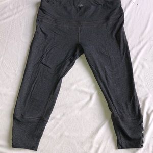 Prana dark grey cropped leggings